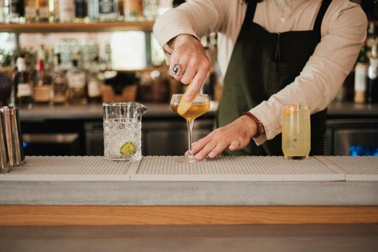 New book ‘Stand Out Hospitality’ delivers actionable strategies